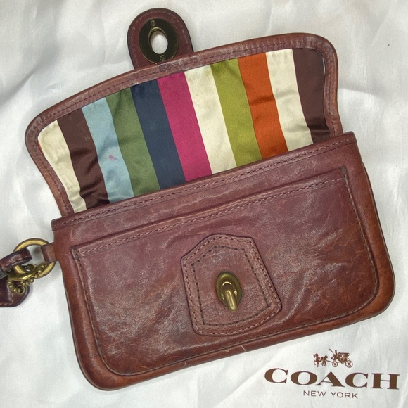 Vintage Coach Legacy Vachetta Leather Wristlet - Picture 3 of 3